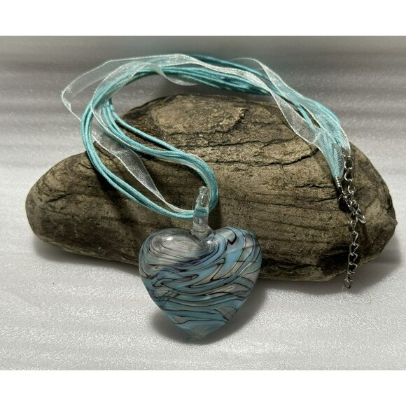 Puffed Heart Murano Glass Pendant Blue Swirl Black Outline Adjustable Chain - Picture 1 of 4